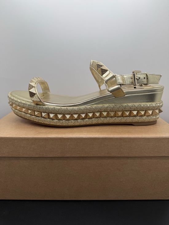 Christian Louboutin Pyraclou Platine Stud Platform Sandals - Picture 4 of 12